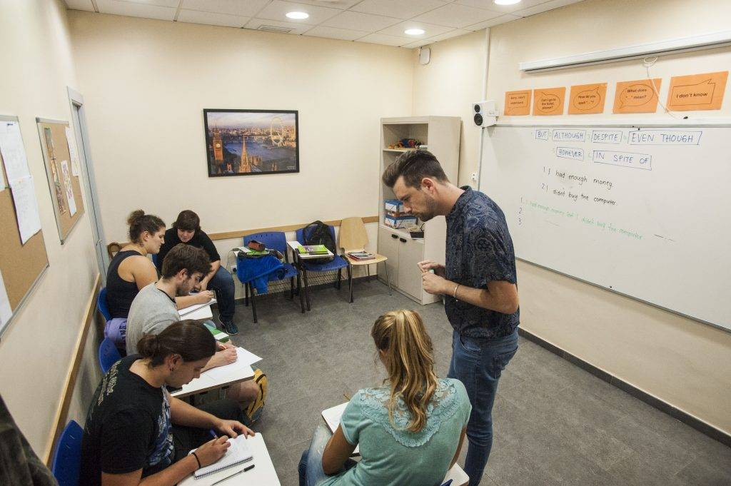 Curso de Inglés para adultos en Vilanova i la Geltrú | Global Connect ...