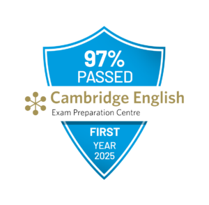Escudo_First_ENG